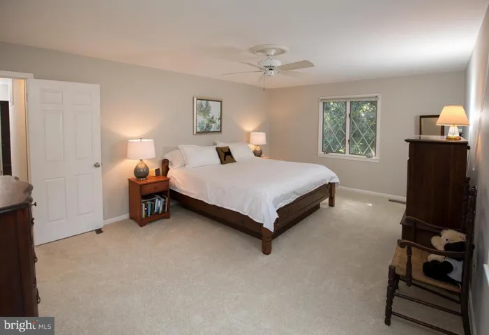 2903 Taj Dr, Oakton, Virginia 22124