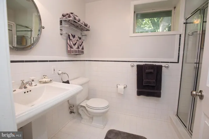 2903 Taj Dr, Oakton, Virginia 22124