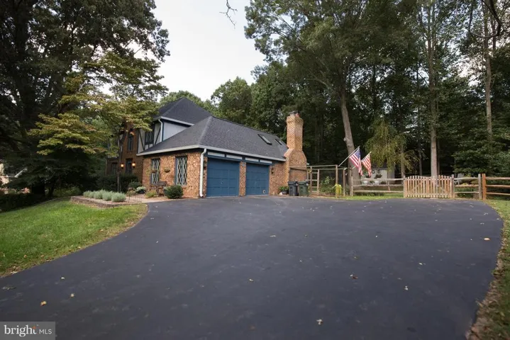 2903 Taj Dr, Oakton, Virginia 22124
