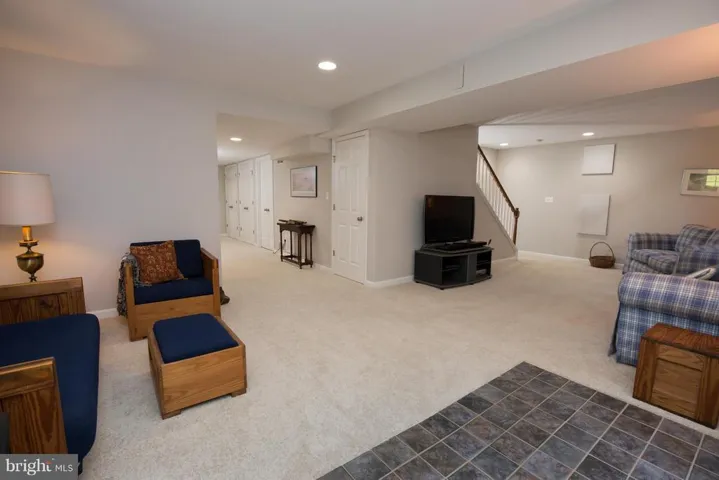 2903 Taj Dr, Oakton, Virginia 22124
