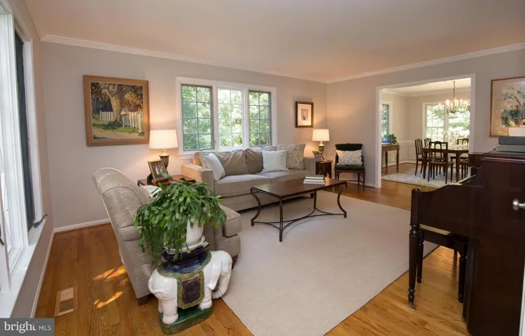 2903 Taj Dr, Oakton, Virginia 22124