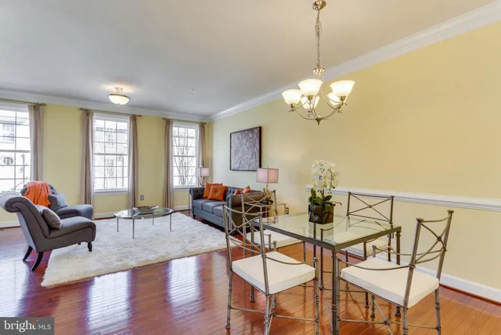 543 Triadelphia Way, Alexandria, Virginia 22312