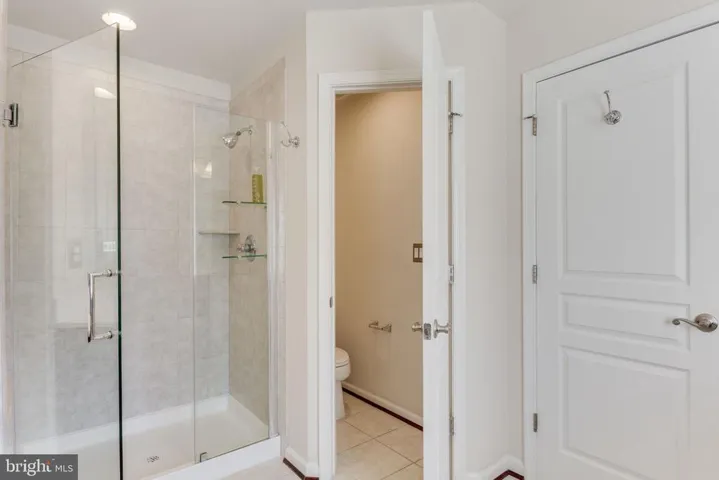 543 Triadelphia Way, Alexandria, Virginia 22312