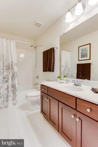 543 Triadelphia Way, Alexandria, Virginia 22312