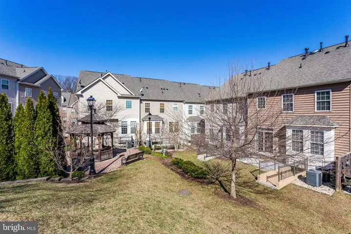 543 Triadelphia Way, Alexandria, Virginia 22312