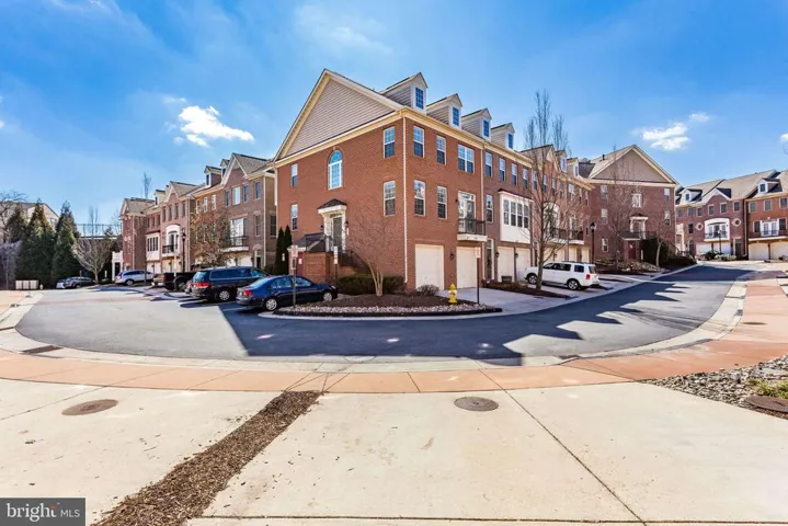 543 Triadelphia Way, Alexandria, Virginia 22312