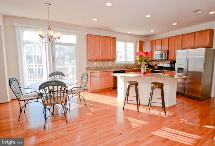 15308 Commitment Ct, Woodbridge, Virginia 22193