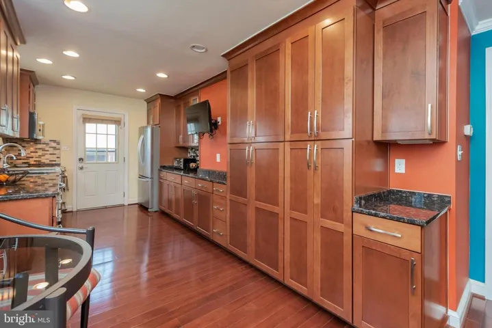 3210 Campbell Dr, Alexandria, Virginia 22303