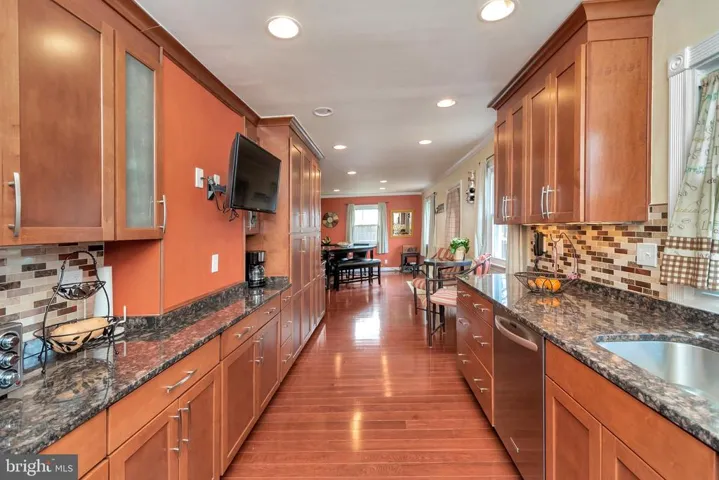 3210 Campbell Dr, Alexandria, Virginia 22303