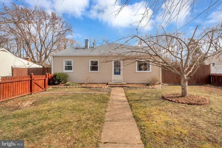 3210 Campbell Dr, Alexandria, Virginia 22303