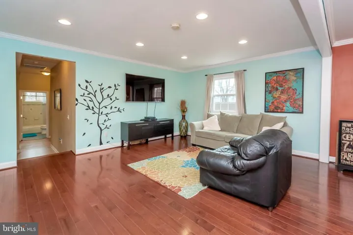 3210 Campbell Dr, Alexandria, Virginia 22303