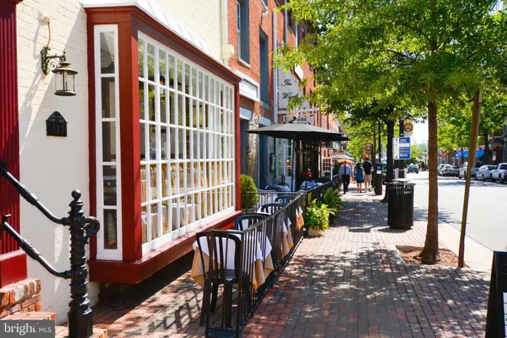 3210 Campbell Dr, Alexandria, Virginia 22303