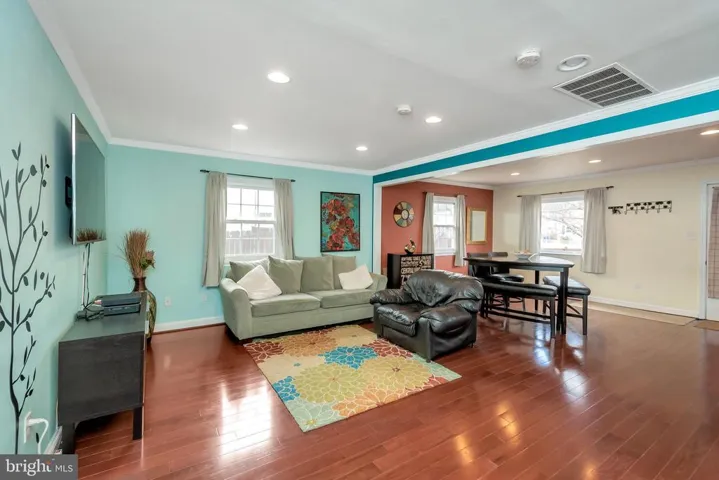 3210 Campbell Dr, Alexandria, Virginia 22303