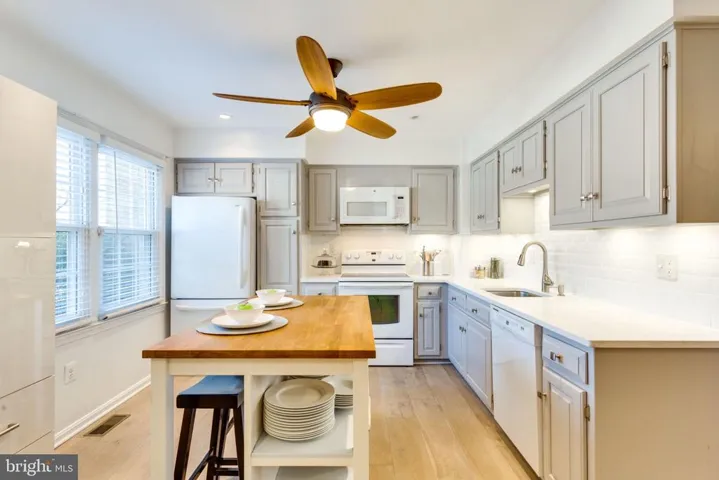 641 N Armistead St #84, Alexandria, Virginia 22312