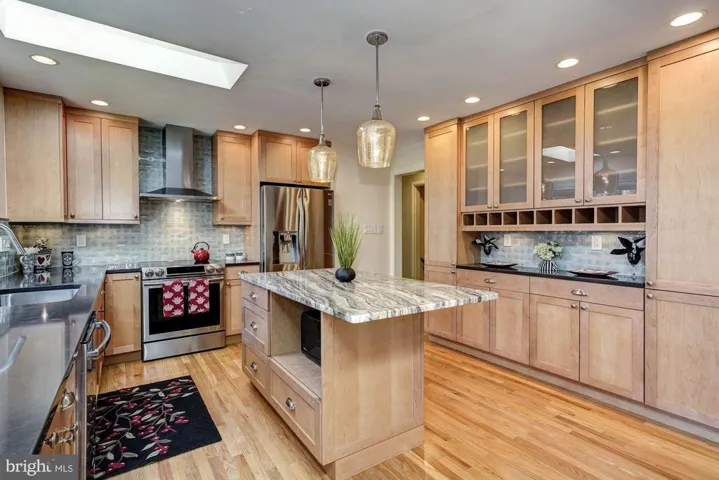 2605 Midway St, Falls Church, Virginia 22046