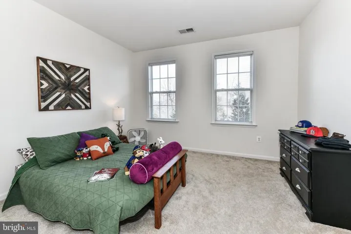 5051 Veronica Rd, Centreville, Virginia 20120