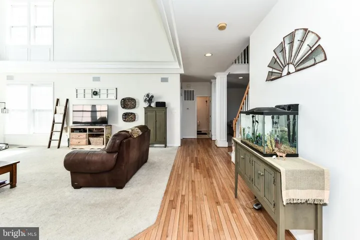 5051 Veronica Rd, Centreville, Virginia 20120