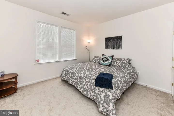 5051 Veronica Rd, Centreville, Virginia 20120