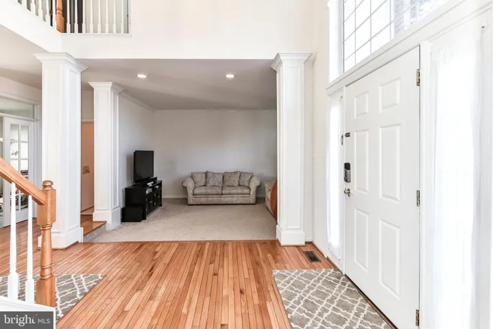 5051 Veronica Rd, Centreville, Virginia 20120