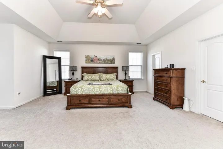 5051 Veronica Rd, Centreville, Virginia 20120
