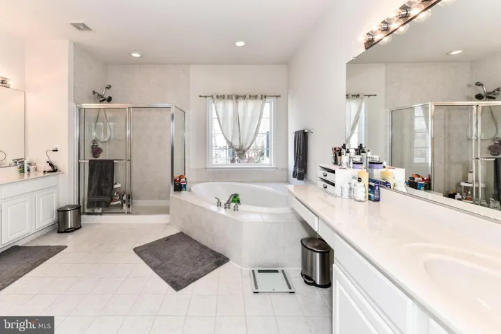 5051 Veronica Rd, Centreville, Virginia 20120