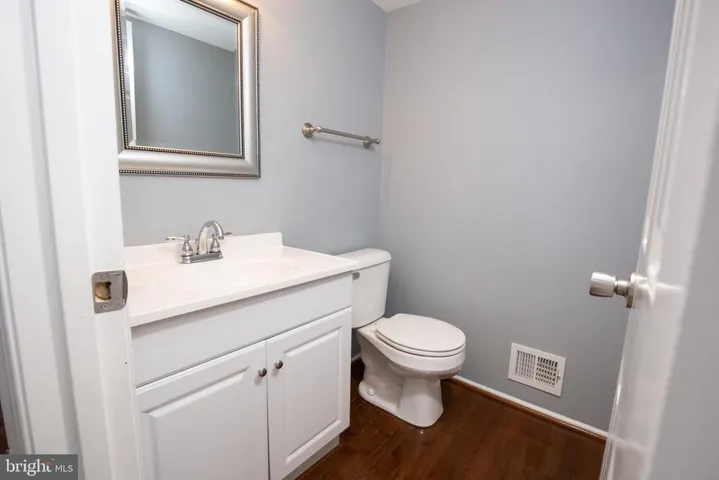10085 Apple Wood Ct, Burke, Virginia 22015