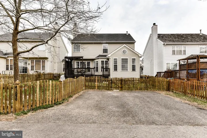 43090 Corcoran Ln, Chantilly, Virginia 20152