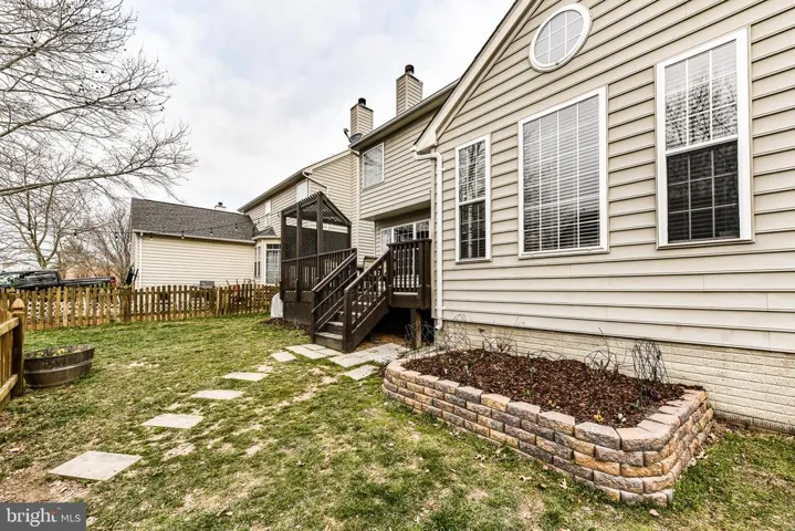43090 Corcoran Ln, Chantilly, Virginia 20152