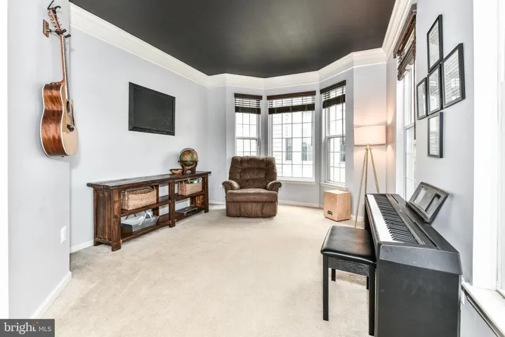 43090 Corcoran Ln, Chantilly, Virginia 20152