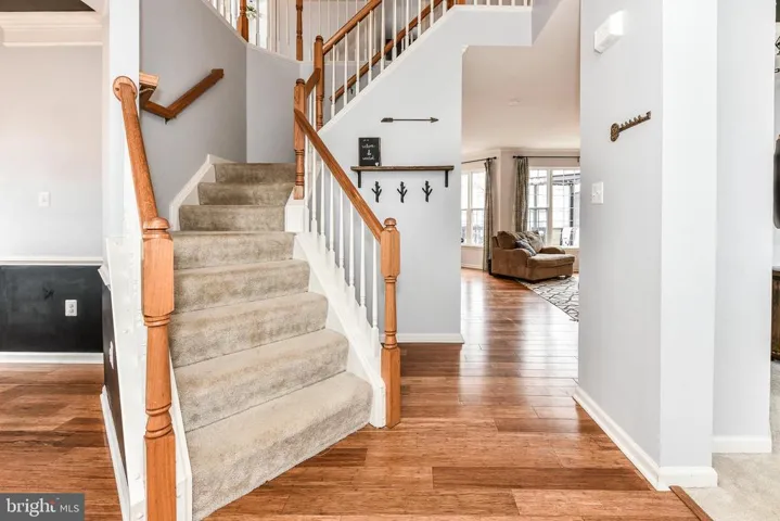 43090 Corcoran Ln, Chantilly, Virginia 20152