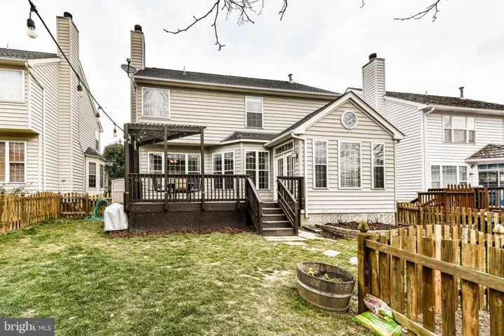 43090 Corcoran Ln, Chantilly, Virginia 20152