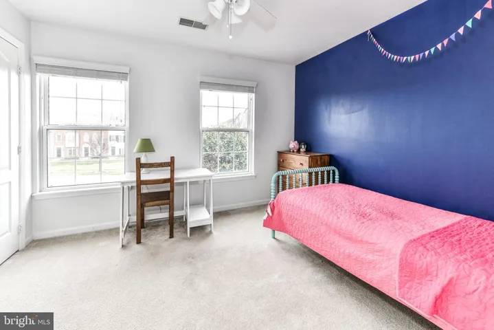 43090 Corcoran Ln, Chantilly, Virginia 20152