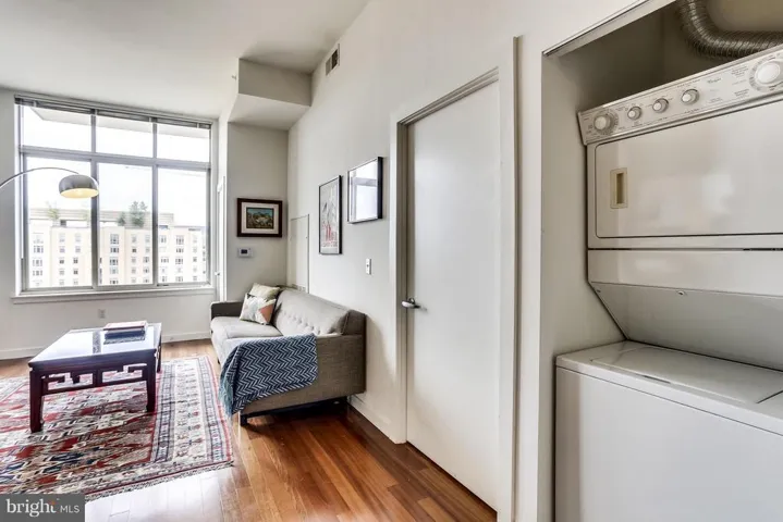 1000 New Jersey Ave Se #penthouse 10, Washington, District of Columbia 20003