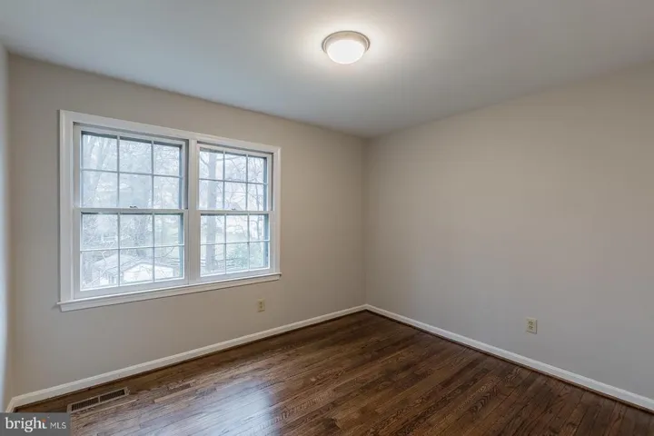 9407 Wallingford Dr, Burke, Virginia 22015