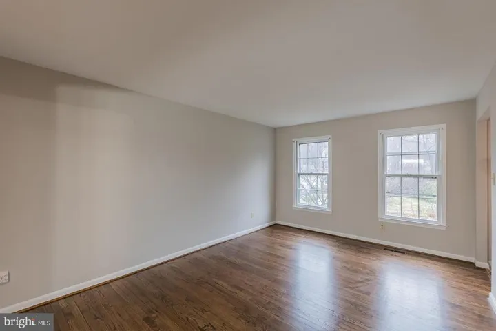 9407 Wallingford Dr, Burke, Virginia 22015