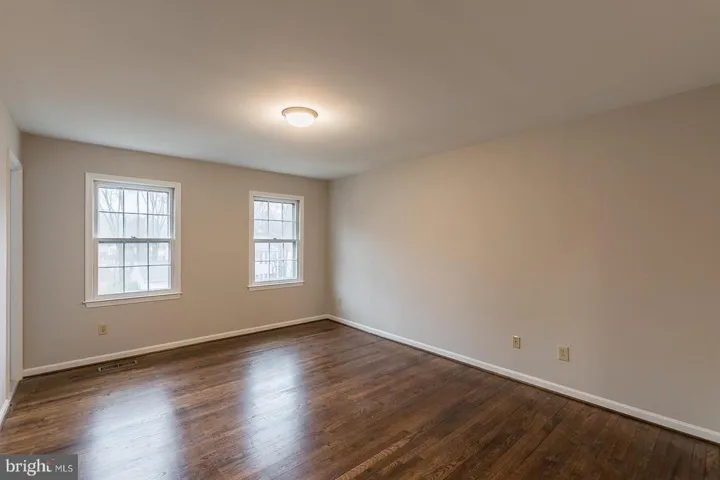 9407 Wallingford Dr, Burke, Virginia 22015