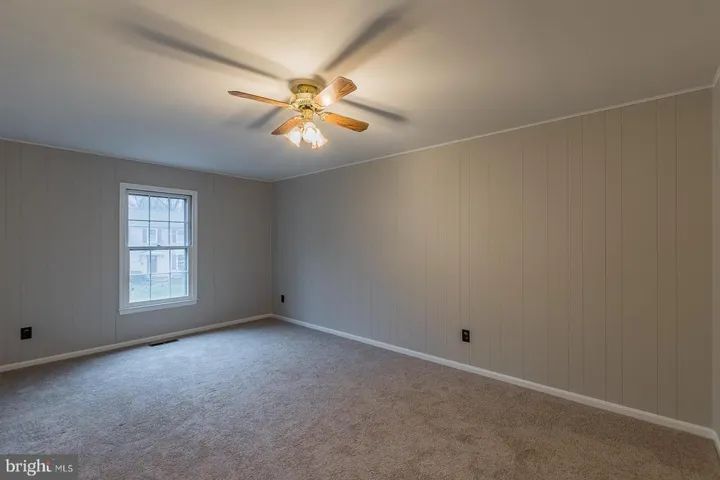 9407 Wallingford Dr, Burke, Virginia 22015