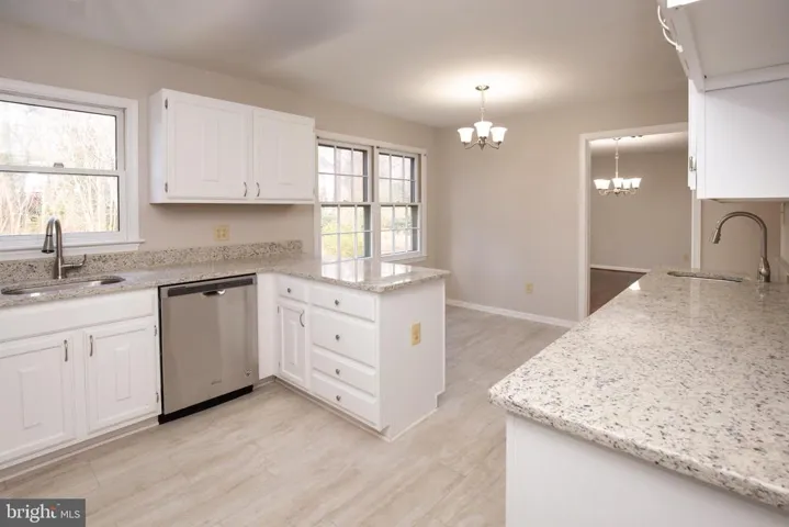 9407 Wallingford Dr, Burke, Virginia 22015