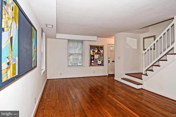 2829 S Abingdon St #b, Arlington, Virginia 22206