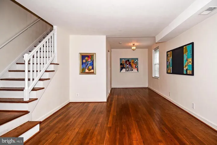 2829 S Abingdon St #b, Arlington, Virginia 22206