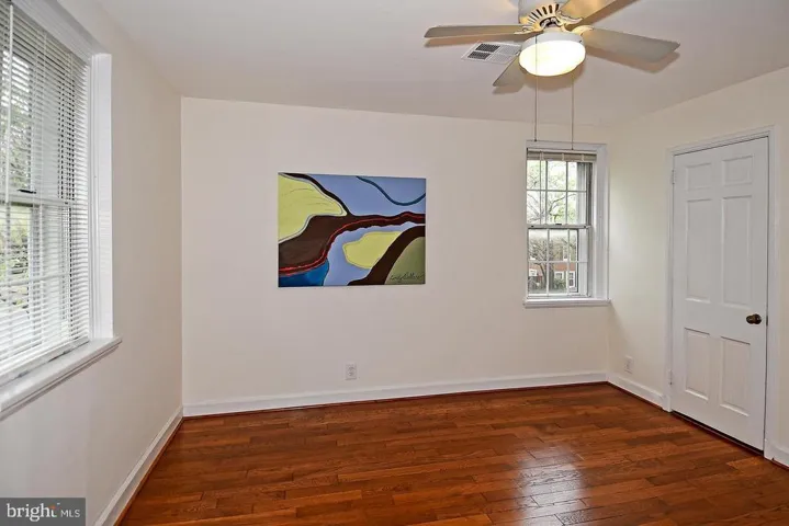 2829 S Abingdon St #b, Arlington, Virginia 22206
