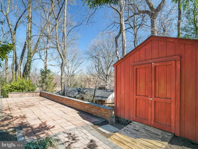 9138 Leghorn Pl, Fairfax, Virginia 22031