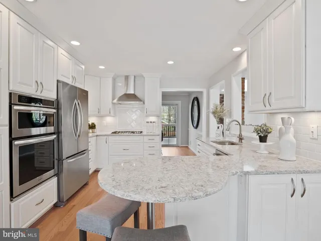 9138 Leghorn Pl, Fairfax, Virginia 22031