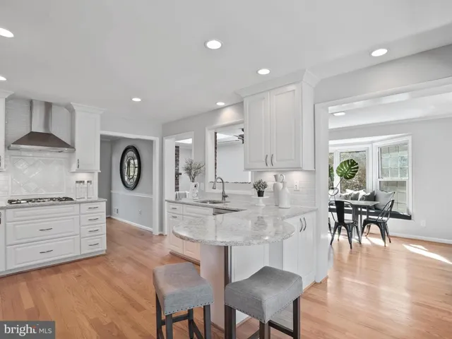 9138 Leghorn Pl, Fairfax, Virginia 22031
