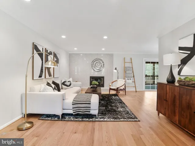 9138 Leghorn Pl, Fairfax, Virginia 22031