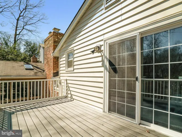 9138 Leghorn Pl, Fairfax, Virginia 22031