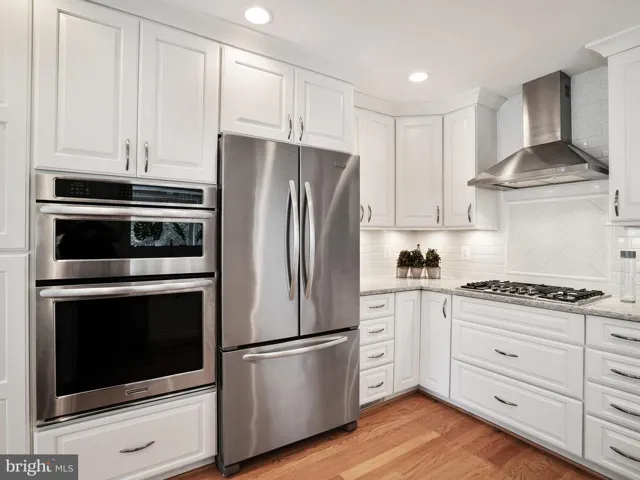 9138 Leghorn Pl, Fairfax, Virginia 22031