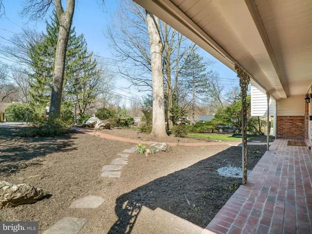 9138 Leghorn Pl, Fairfax, Virginia 22031