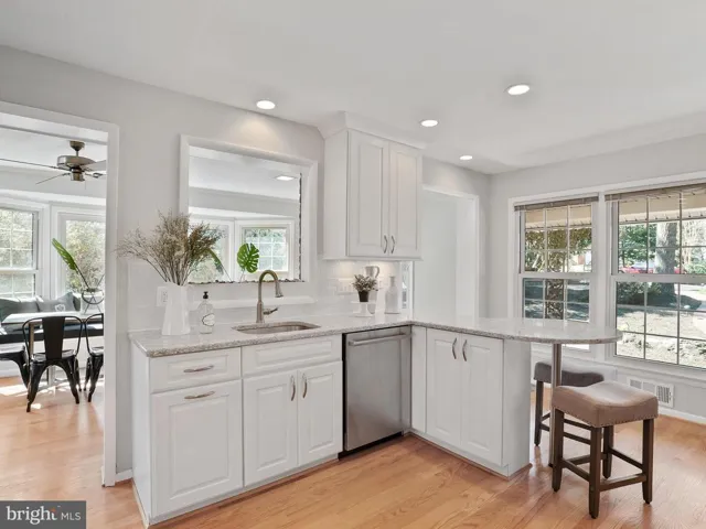 9138 Leghorn Pl, Fairfax, Virginia 22031