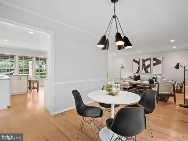 9138 Leghorn Pl, Fairfax, Virginia 22031